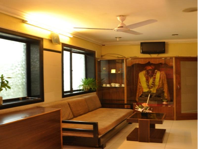 Hira Palace Hotel Mumbai  Buitenkant foto