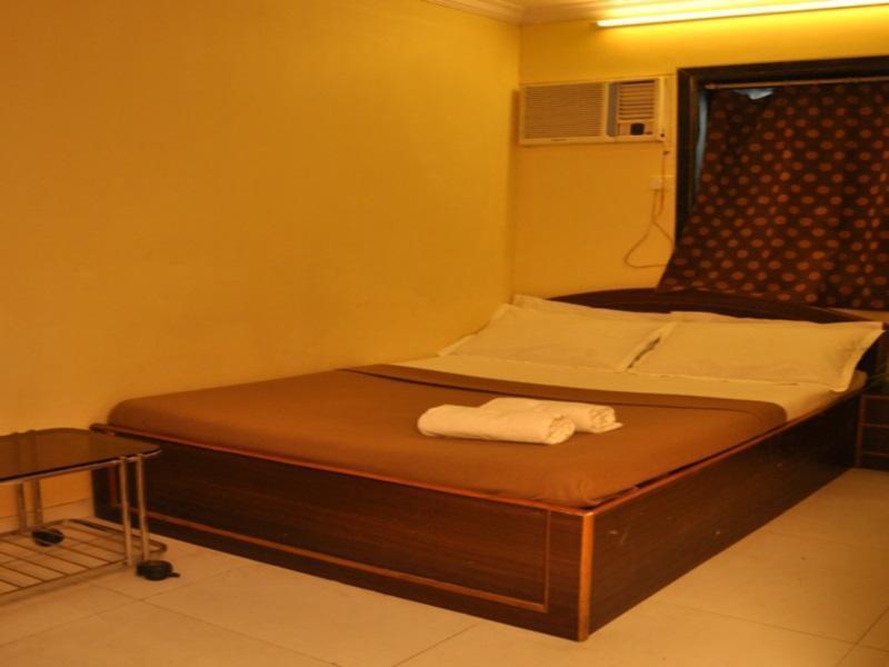 Hira Palace Hotel Mumbai  Buitenkant foto